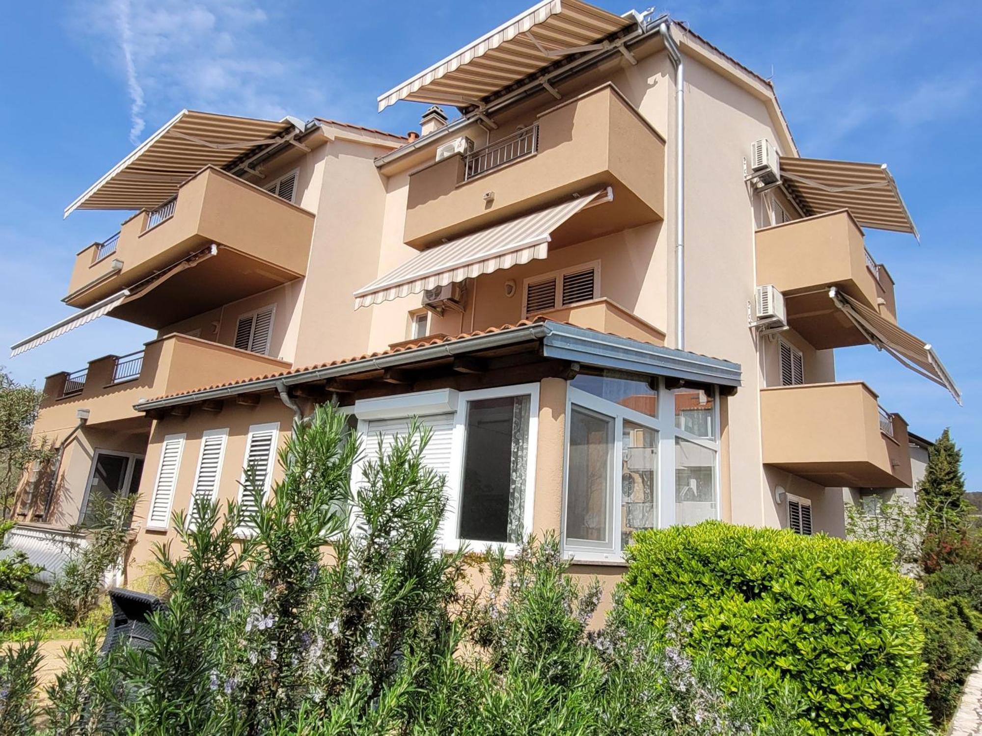 Apartments In Krk كرك المظهر الخارجي الصورة